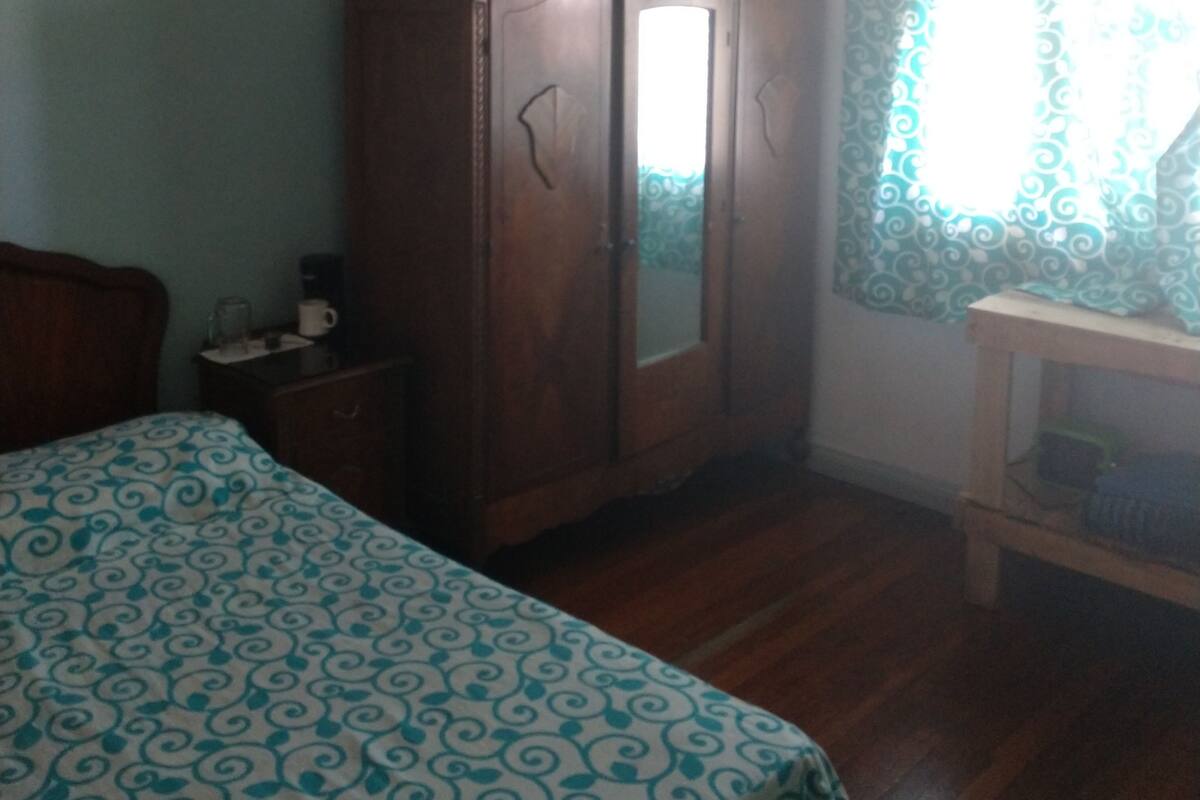 Basic Room, 1 Double Bed | Bed sheets