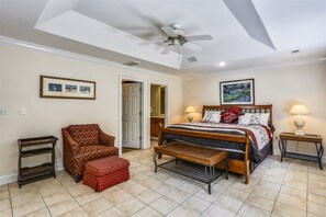 5 slaapkamers, een bureau, gratis wifi