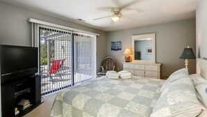 Unclassified image, 3 of 31, button - Greens 190 (Hilton Head Island)