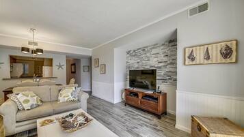 2 bedrooms, desk, free WiFi