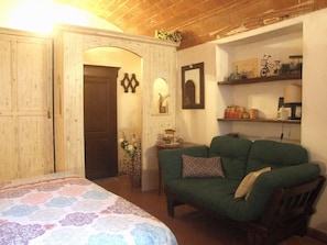 2 habitaciones, tabla de planchar con plancha y wifi gratis 