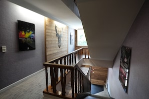 Handrails in hallways