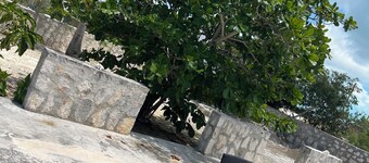 Island Turquoise Rental