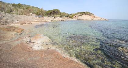 CASA MARGOT (RELAX WITH VISTA), independent, 300mt from the sea and the beach