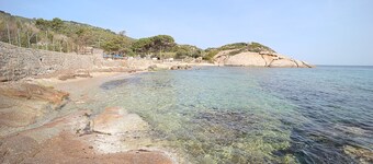 CASA MARGOT (RELAX WITH VISTA), independent, 300mt from the sea and the beach