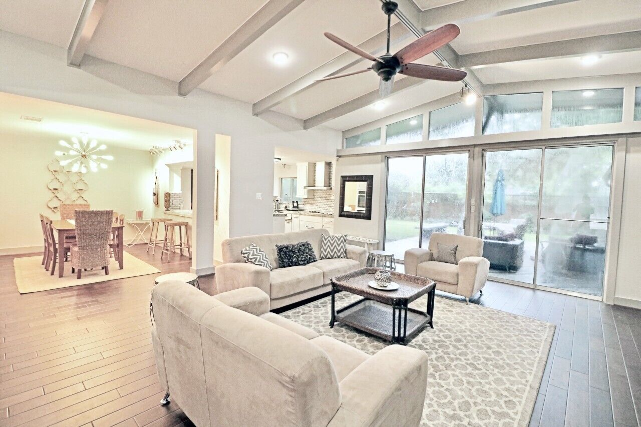Renovated 4 Bedroom, 3 Bath Private Home Fully-furnished near MDA, TMC, Galleria