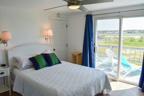 3 bedrooms, iron/ironing board, free WiFi