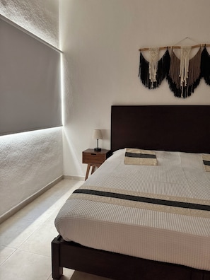 2 bedrooms, in-room safe, desk, free WiFi