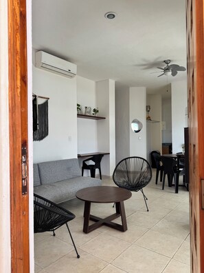 Smart TV - Playa Mamitas steps from the sea (Playa del Carmen)