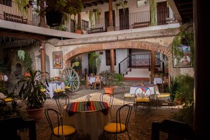 Terrace/patio - Hotel La Posadita Antigua (Antigua Guatemala)