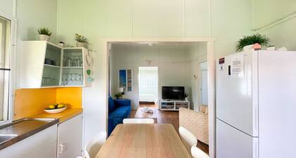 Happy Days - Burrum Heads- Close to Boatramp- 2BR