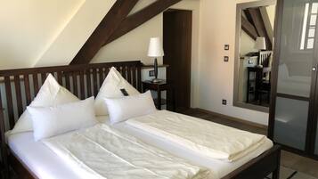 Literie hypoallergénique, minibar, décoration personnalisée