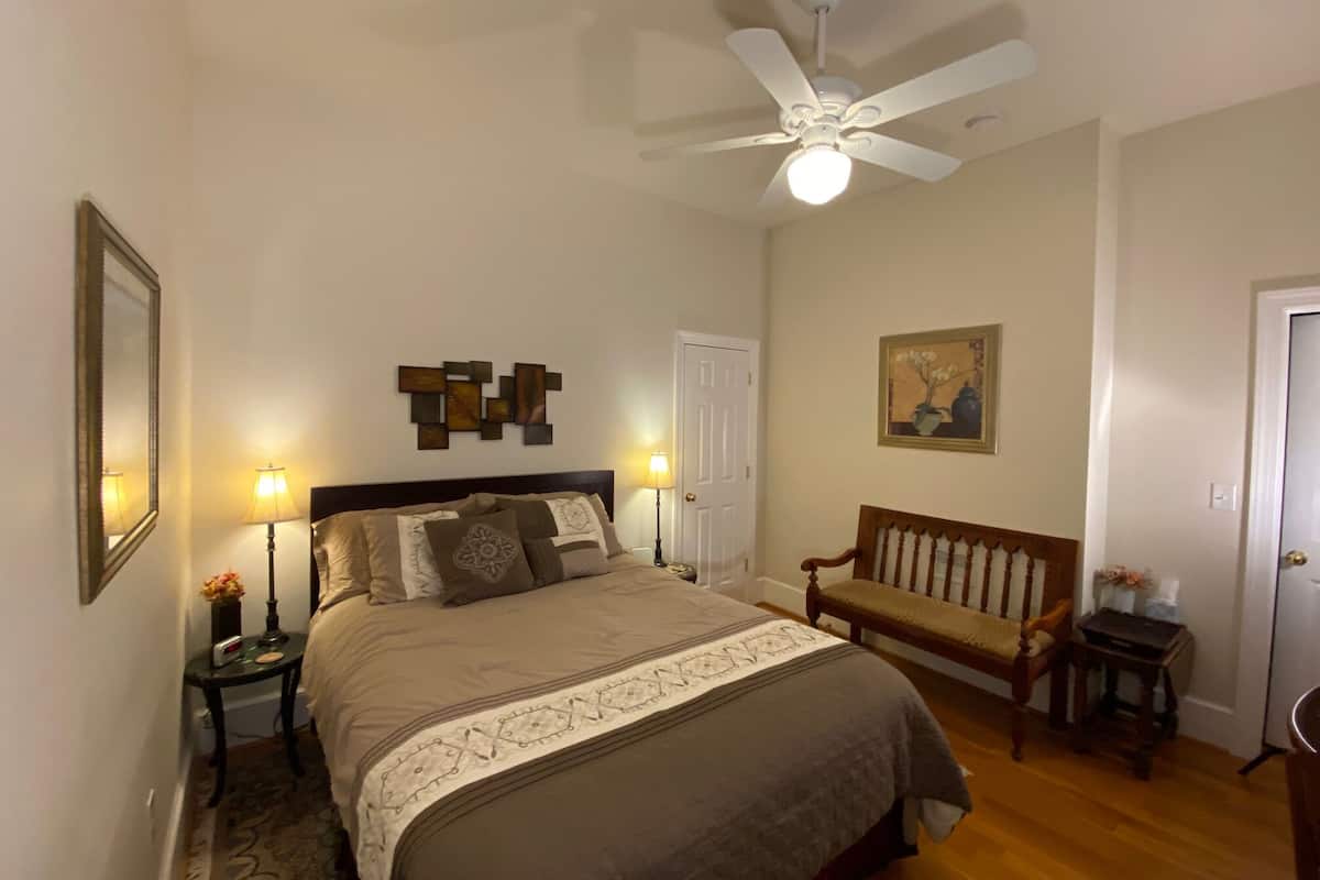Sienna Room | Egyptian cotton sheets, premium bedding, pillowtop beds, desk