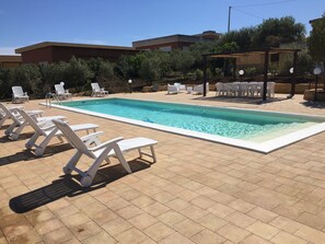 Piscine extérieure