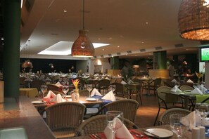 Breakfast area - Beach Class Slin Muro Alto (Ipojuca)