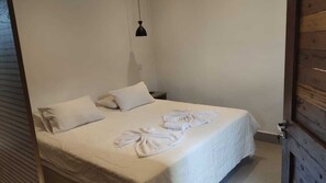 Executive Studio Suite | Blackout drapes, free WiFi, wheelchair access - Pousada vila do sol juquehy (São Sebastião)
