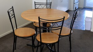 Family Room | Iron/ironing board (on request), free cots/infant beds, free WiFi - Catlins Gateway Motel (Owaka)