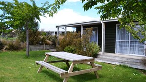 Garden - Catlins Gateway Motel (Owaka)