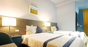 Quadruple Room, 2 Double Beds - See Happiness (Jinning)