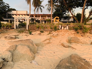 Beach nearby, beach massages