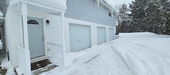 Two Bed Room with Two Luxury Bathrooms including Jacuzzi tubs, Open year round