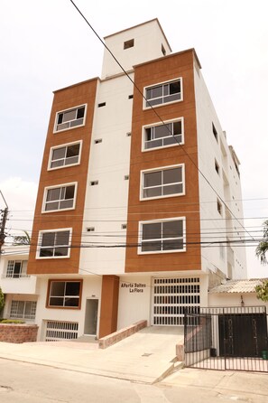 Fachada de la propiedad