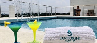 Apartasuites La Flora