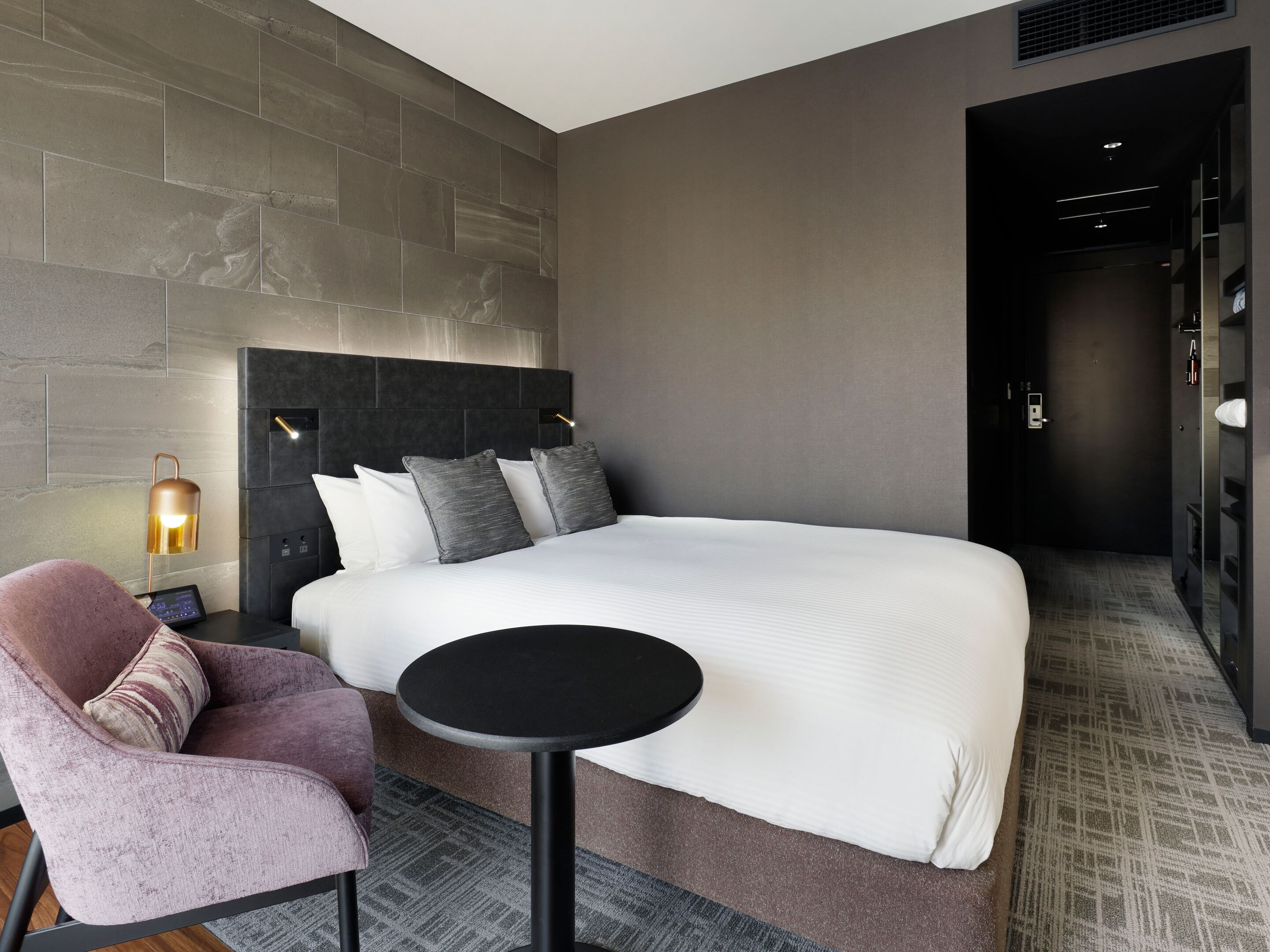 In-room safe, desk, soundproofing, free WiFi