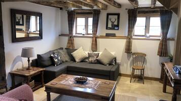 Smart TV, DVD player, stereo