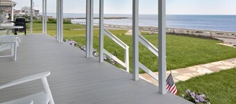 1870年頃のオーシャンフロントホームインブラントロック - オーシャンビューの景色