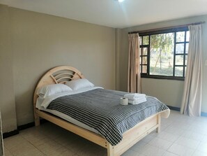 免费 WiFi、床单