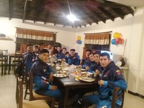 รวมอาหารเช้าแบบคอนติเนนทัล ทุกวัน