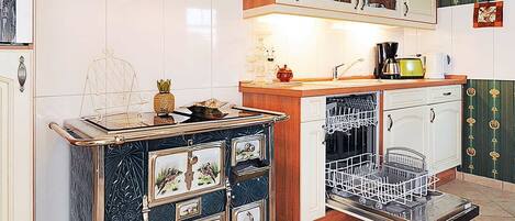Kühlschrank, Ofen, Geschirrspüler