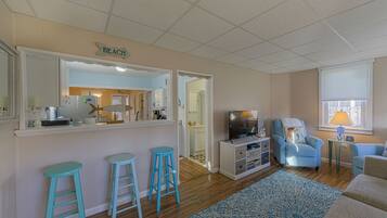 TV connectée, lecteur de DVD, livres, vidéothÚque