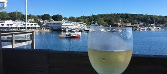 Gorgeous Views of Harbor Entrance!