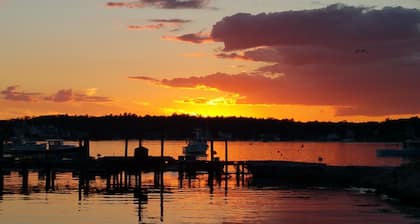 Gorgeous Views of Harbor Entrance! Walk to town, east side location.