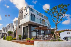 Exterior - Simple Life Home Stay (Magong)