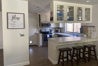 The COZY SPOT - Oakdale!