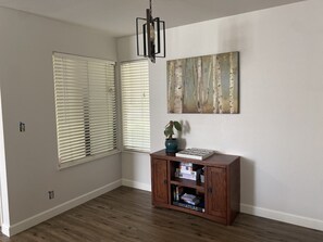 Interior - The COZY SPOT - Oakdale! (Oakdale)