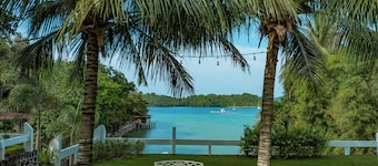 The Hawk's Nest Resort
