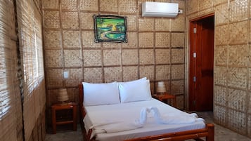 Romance | Individually decorated, individually furnished, cribs/infant beds