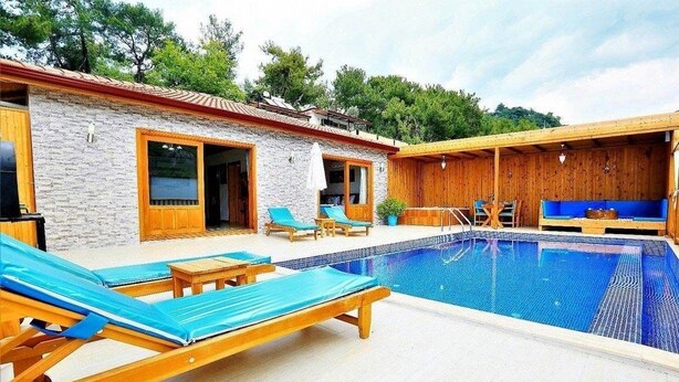 Front of property - Villa Hazel (Kas)