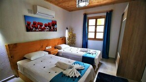 Villa, Pool View | 2 bedrooms, desk, bed sheets - Villa Hazel (Kas)