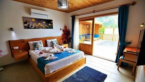 Villa, Pool View | 2 bedrooms, desk, bed sheets - Villa Hazel (Kas)