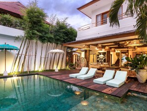 Terrace/patio - Villa Metisse by Villa Finder (Seminyak)