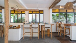 Family Villa, 4 Bedrooms | Dining room - Villa Metisse by Villa Finder (Seminyak)
