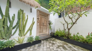 Entrada de la propiedad