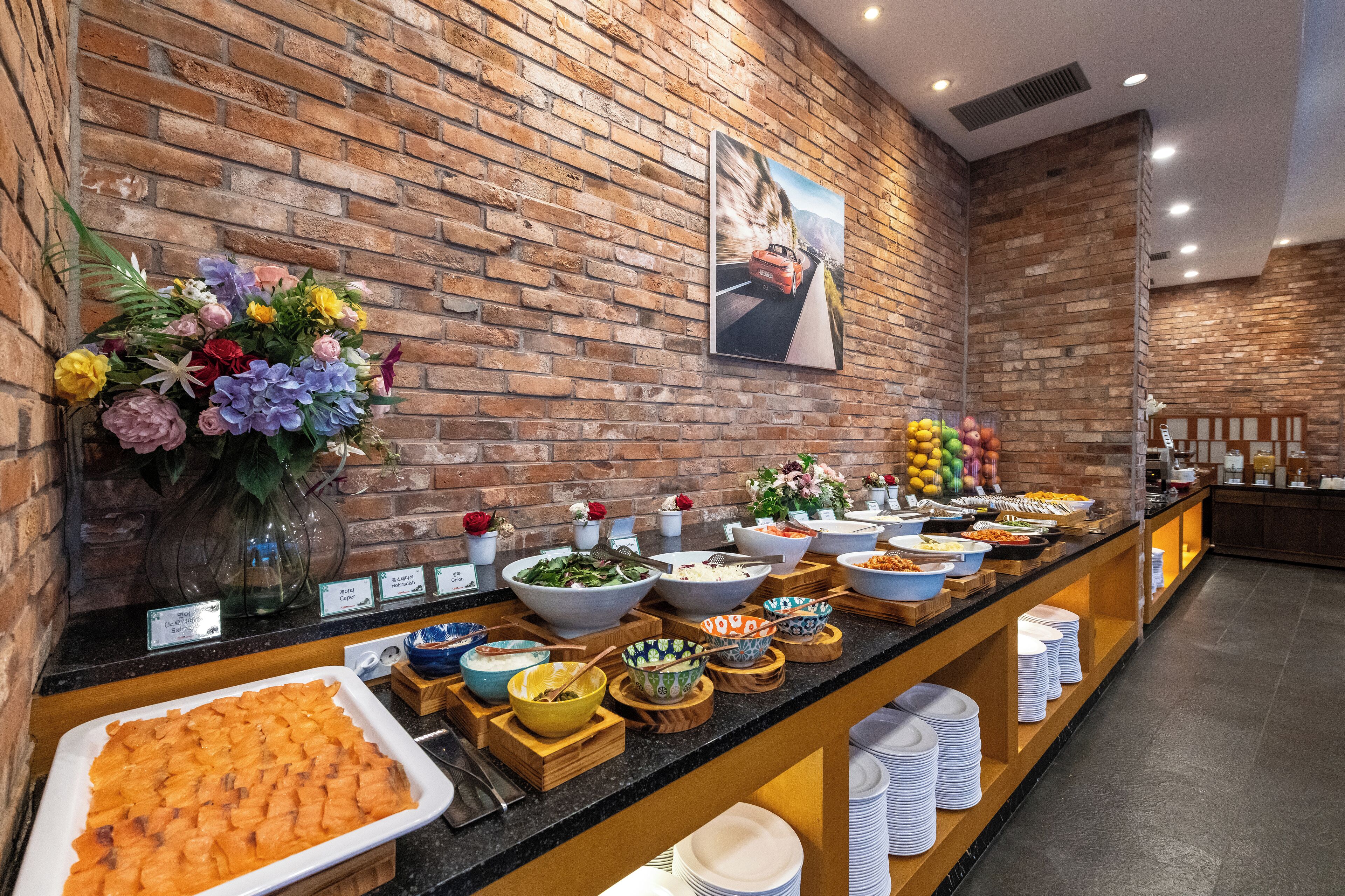 Frokostbuffé hver dag (mot et tillegg)