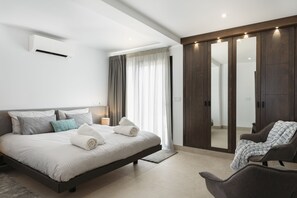 5 habitaciones y caja de seguridad en la habitación 