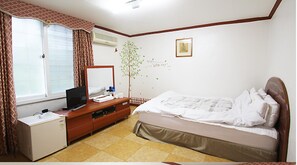Soundproofing, free WiFi - THE RED HOUSE - Hostel (Sokcho)